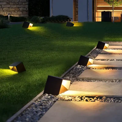 lucky-palm-landscape-modern-path-lighting-jacksonville-fl